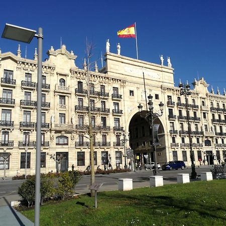 Hospedaje Menendez Pelayo Santander Bagian luar foto