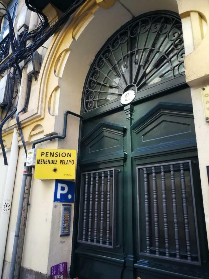 Hospedaje Menendez Pelayo Santander Bagian luar foto