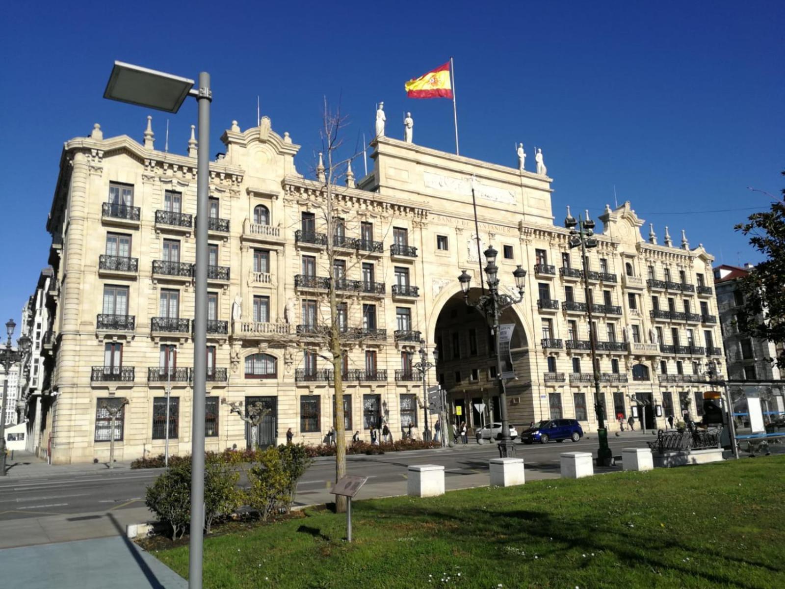 Hospedaje Menendez Pelayo Santander Bagian luar foto